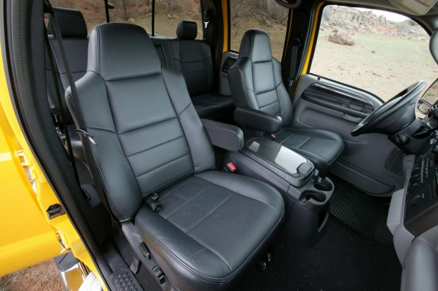  Ford F-350 Super Duty 2005 года  (фото 22 из 39)